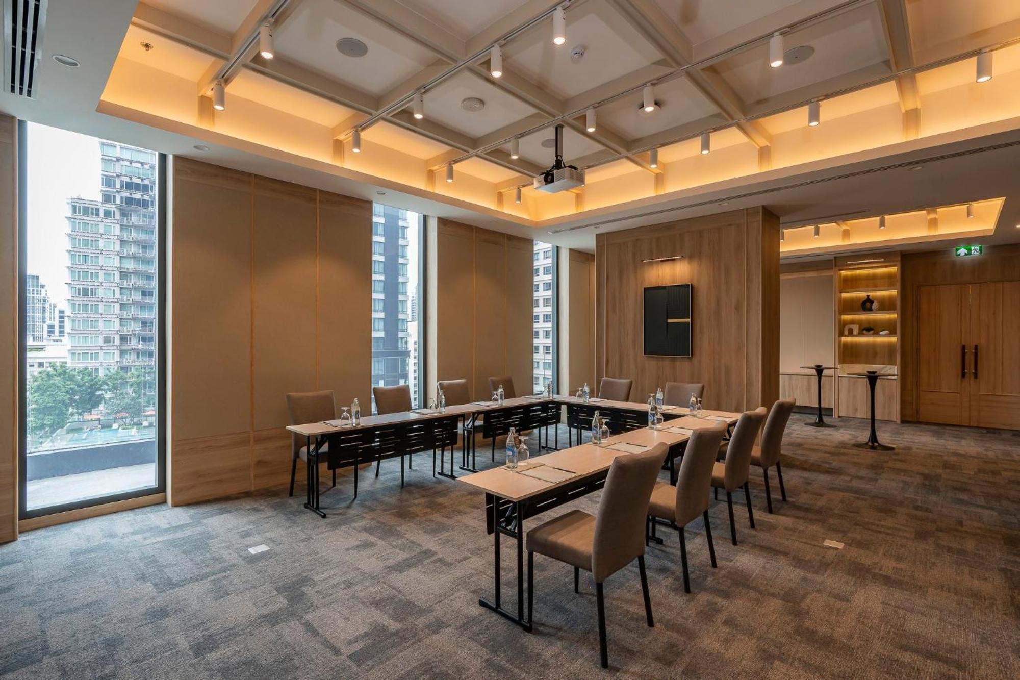 Staybridge Suites Bangkok Sukhumvit By Ihg Banguecoque Exterior foto