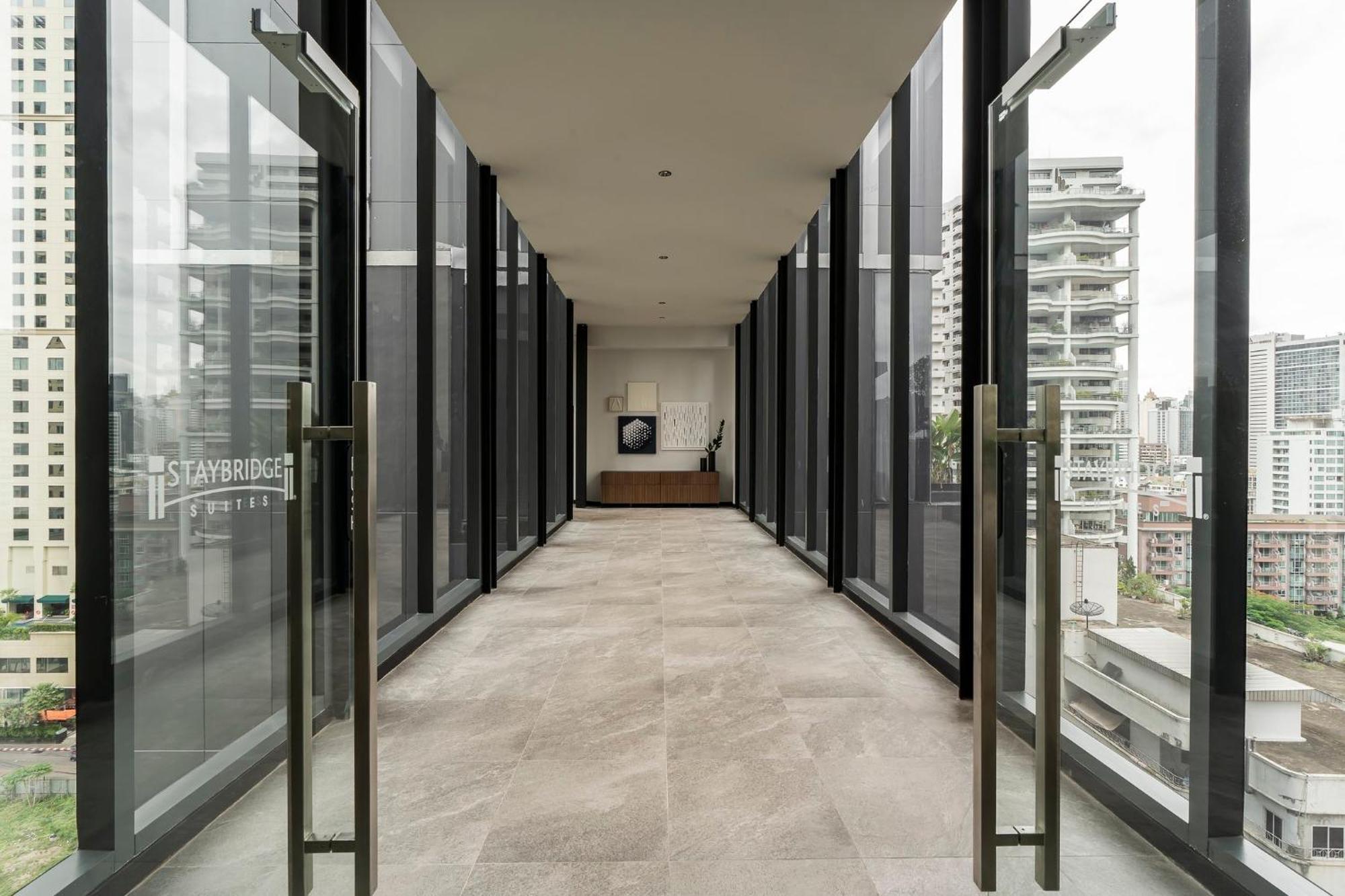 Staybridge Suites Bangkok Sukhumvit By Ihg Banguecoque Exterior foto