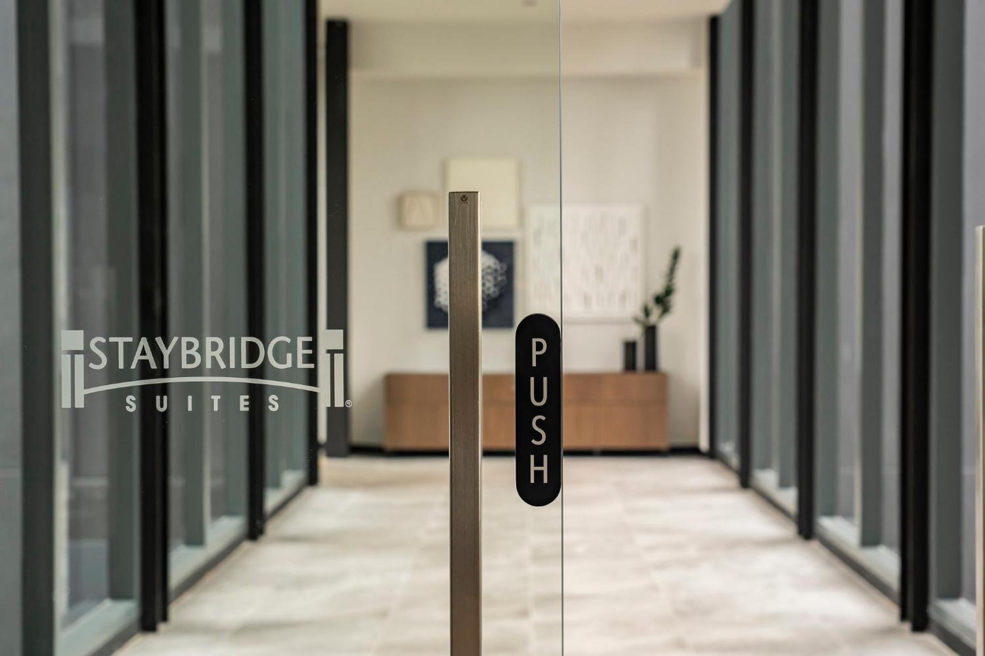 Staybridge Suites Bangkok Sukhumvit By Ihg Banguecoque Exterior foto