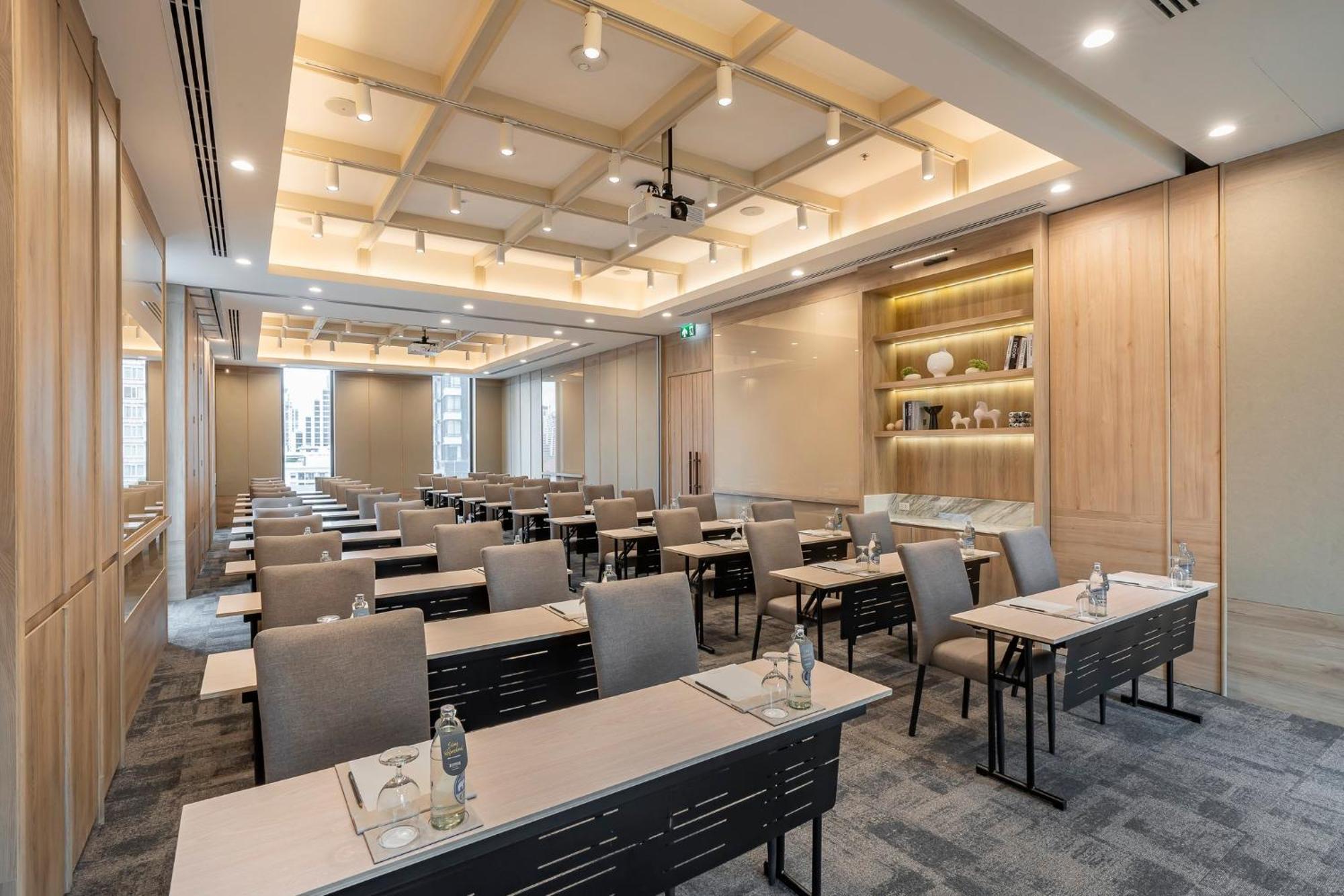 Staybridge Suites Bangkok Sukhumvit By Ihg Banguecoque Exterior foto