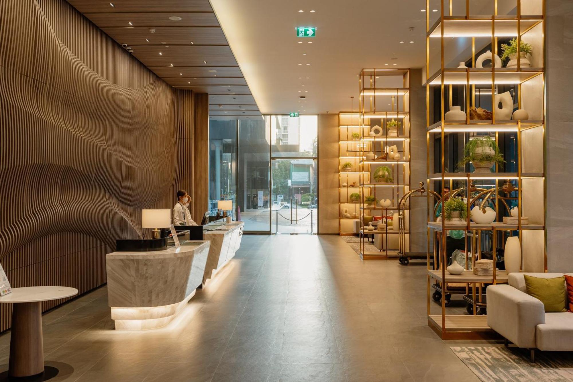 Staybridge Suites Bangkok Sukhumvit By Ihg Banguecoque Exterior foto